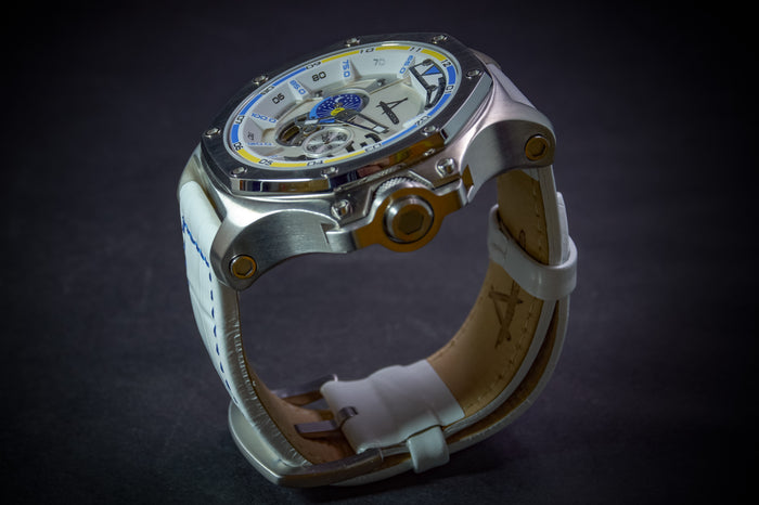 Achtung Turbo3/ Silver and White