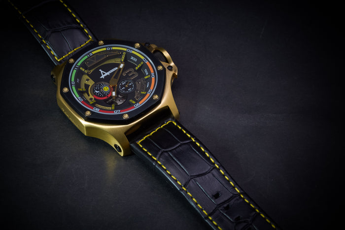 Achtung Turbo3/ Yellow Gold and Black