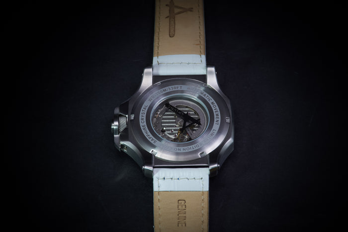 Achtung Turbo3/ Silver and White
