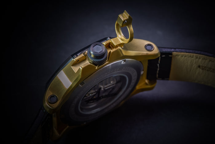 Achtung Turbo3/ Yellow Gold and Black