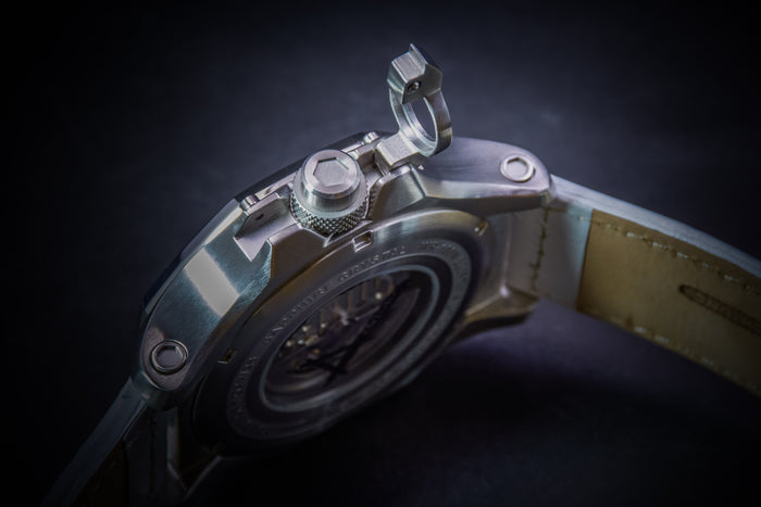 Achtung Turbo3/ Silver and White